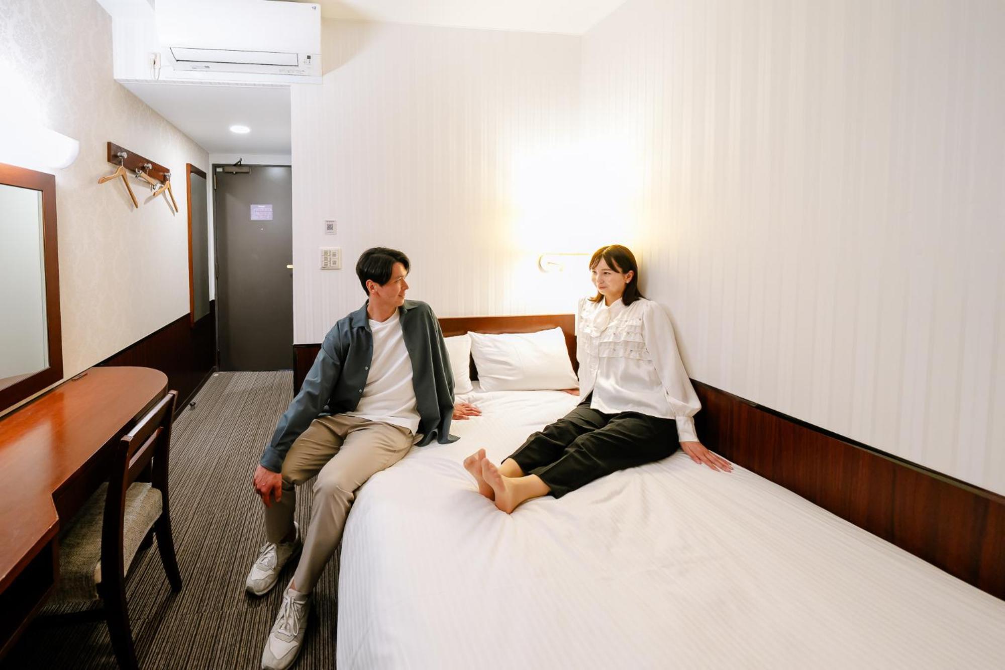 Hotel Hillarys Osaka Exteriör bild