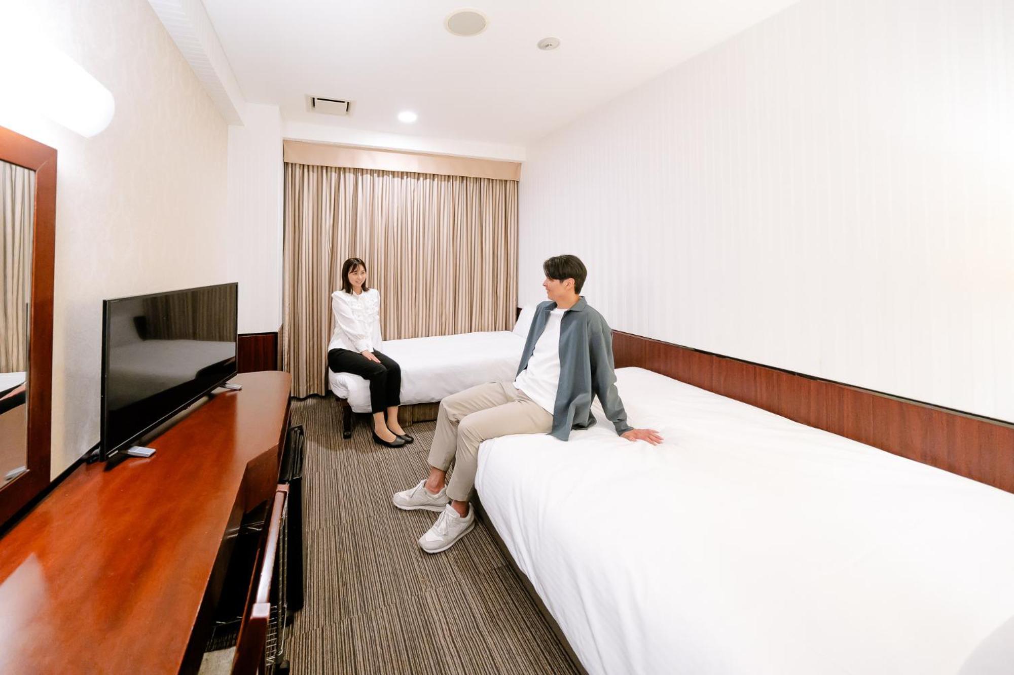 Hotel Hillarys Osaka Rum bild