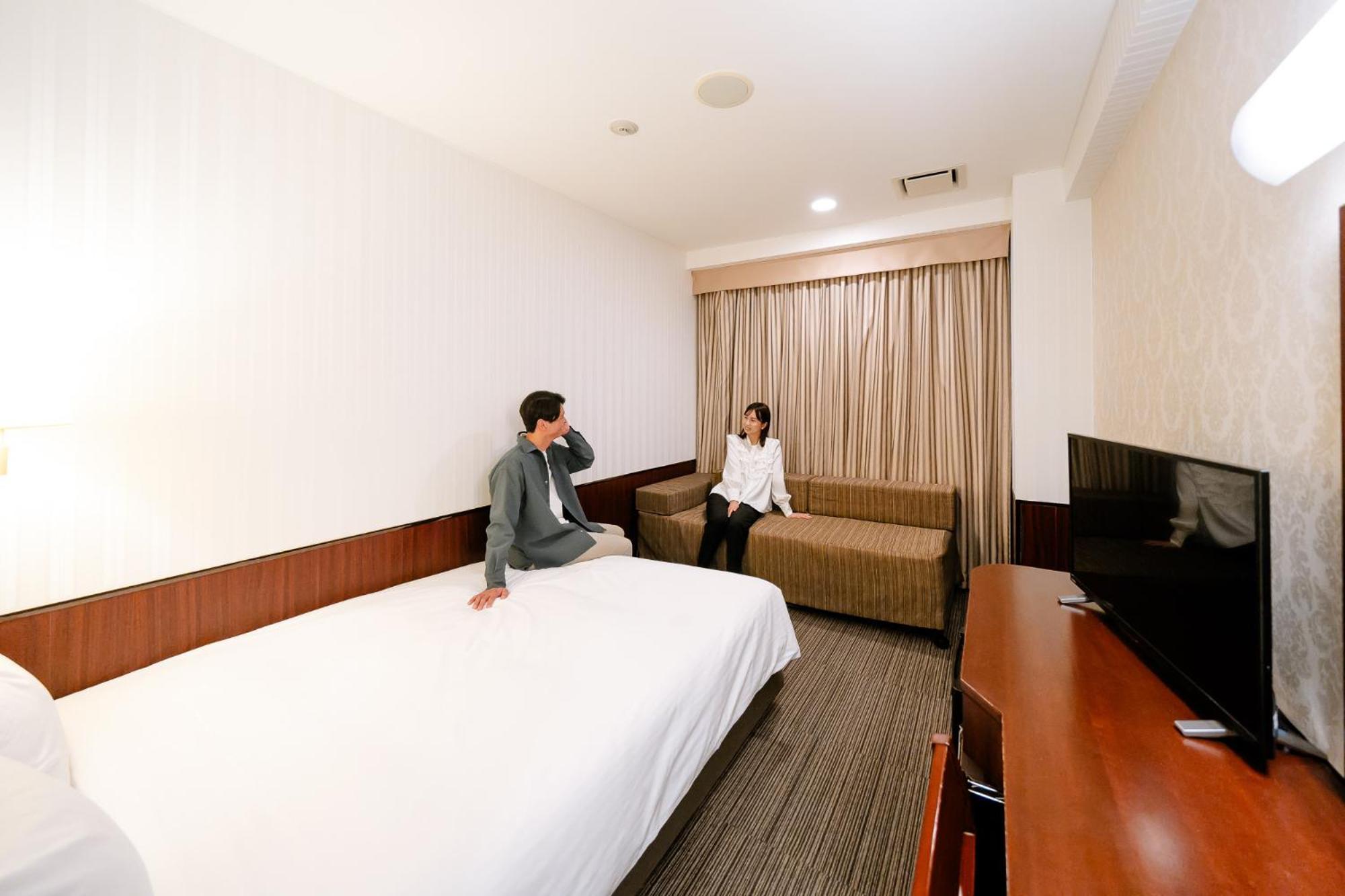 Hotel Hillarys Osaka Exteriör bild